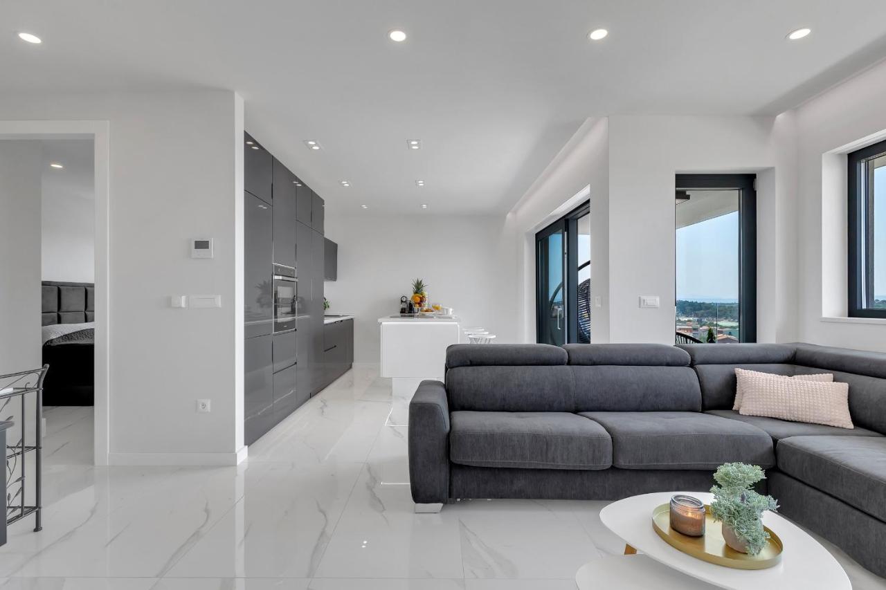 Luxury Seaview Apartment Dzenan Makarska Ngoại thất bức ảnh